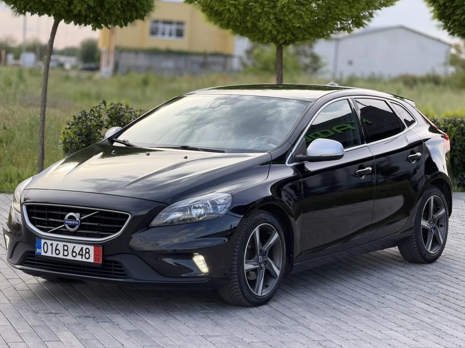 Volvo V40 2.0 R-Design | Mobile.bg � ����������� 2