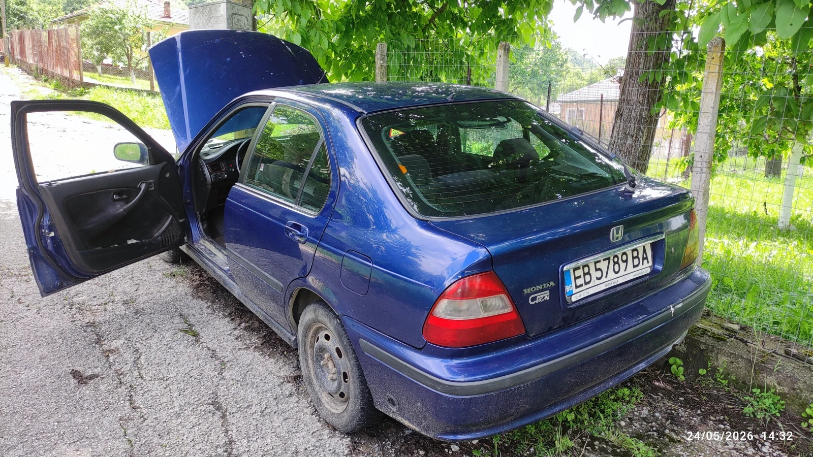 Honda Civic 1.4 - 90кс Газ/бензин , снимка 8 - Автомобили и джипове - 54662095
