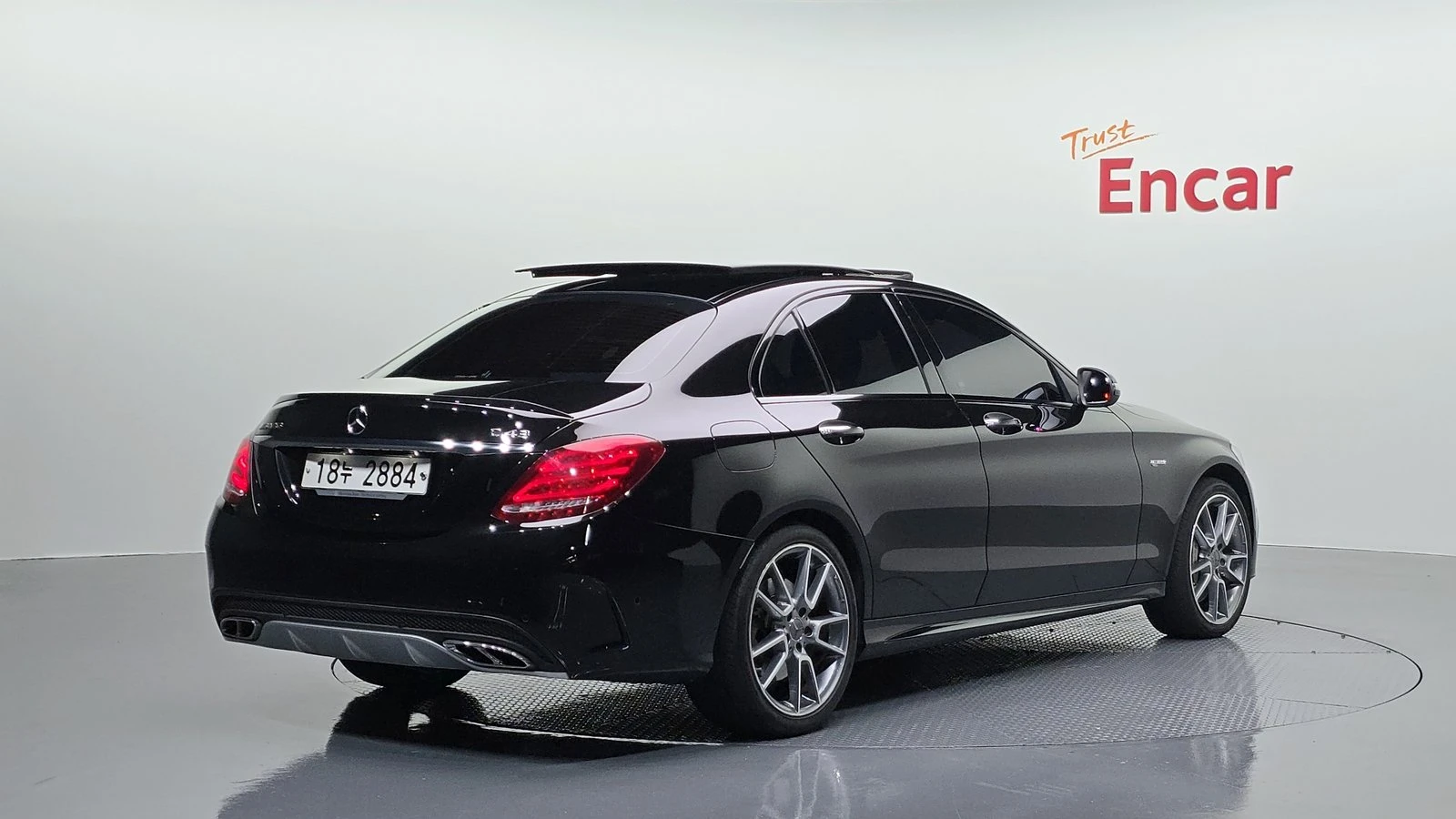Mercedes-Benz C 43 AMG ЛЮК* HUD* KEYLESS* ЕЛ. БАГАЖНИК* КРАЙНА ЦЕНА, снимка 2 - Автомобили и джипове - 55271894