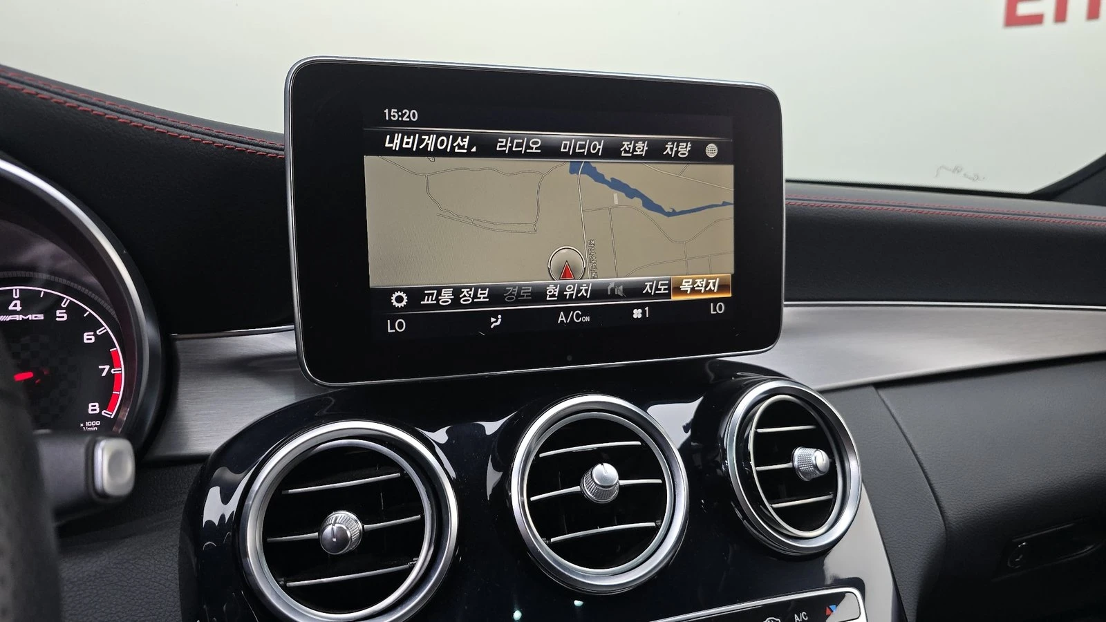 Mercedes-Benz C 43 AMG ЛЮК* HUD* KEYLESS* ЕЛ. БАГАЖНИК* КРАЙНА ЦЕНА, снимка 15 - Автомобили и джипове - 55271894