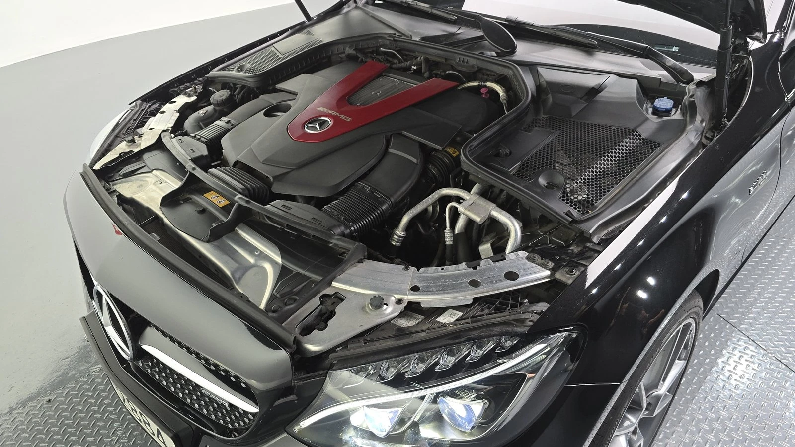 Mercedes-Benz C 43 AMG ЛЮК* HUD* KEYLESS* ЕЛ. БАГАЖНИК* КРАЙНА ЦЕНА, снимка 6 - Автомобили и джипове - 55271894