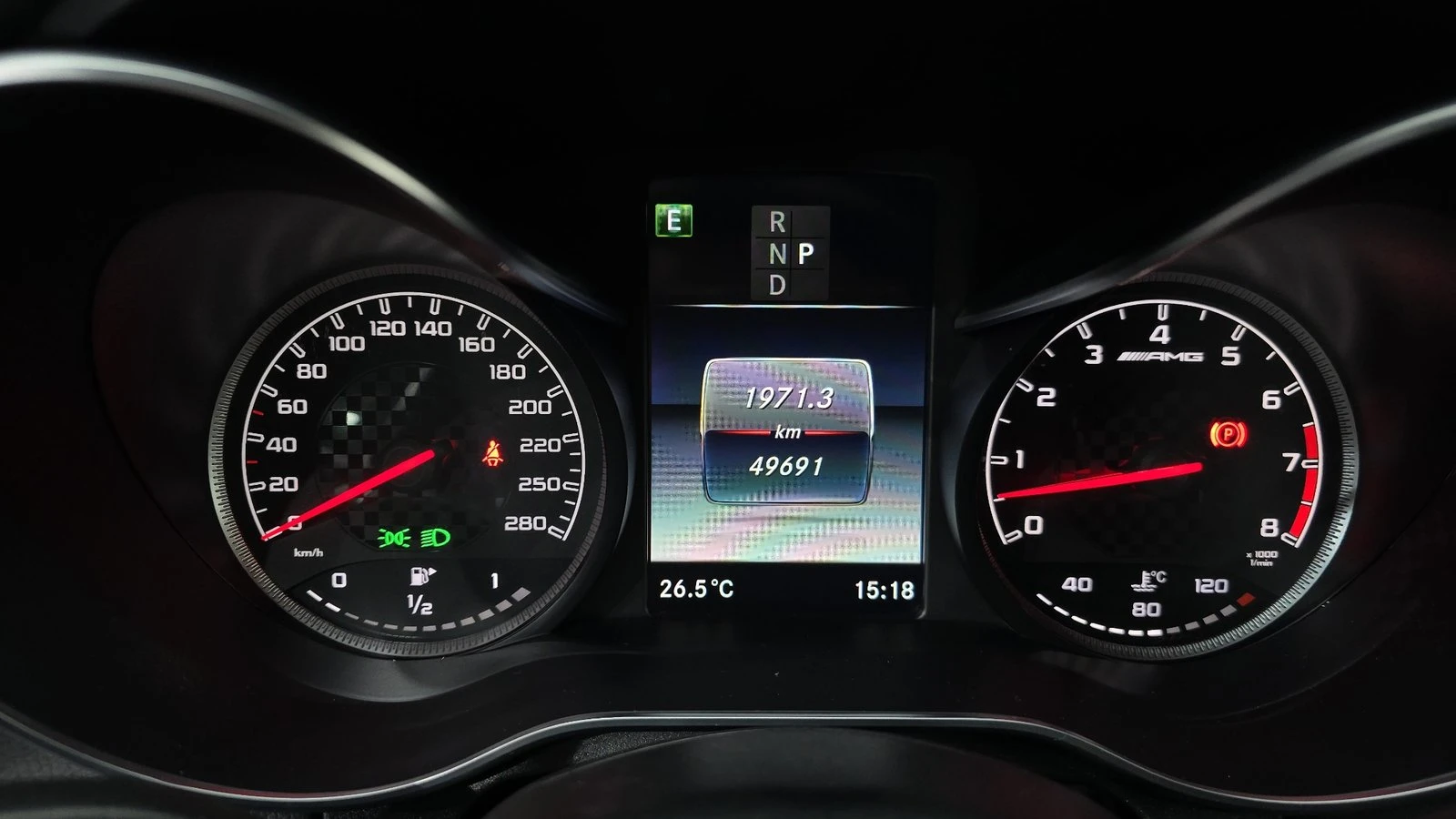 Mercedes-Benz C 43 AMG ЛЮК* HUD* KEYLESS* ЕЛ. БАГАЖНИК* КРАЙНА ЦЕНА, снимка 8 - Автомобили и джипове - 55271894