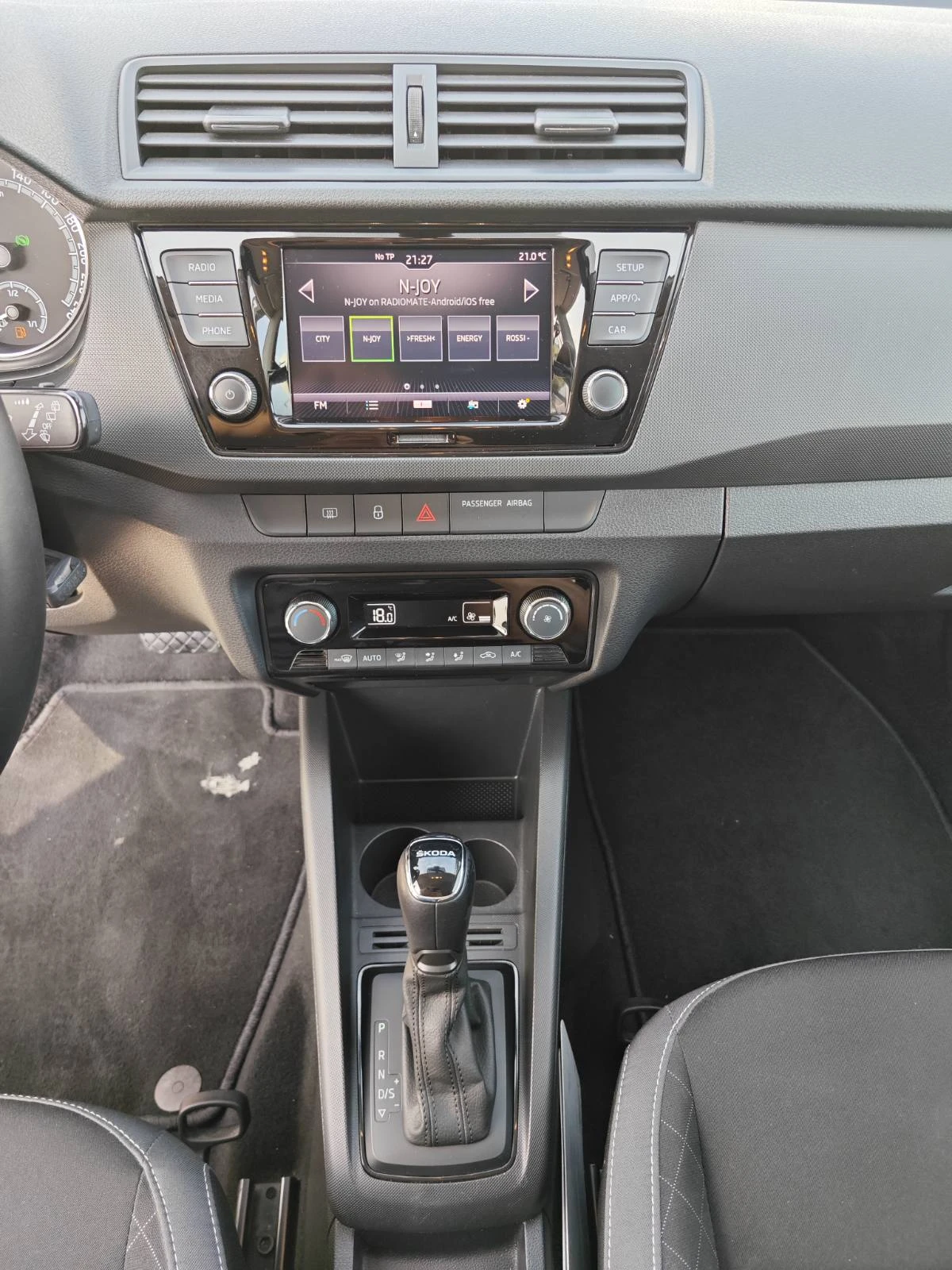 Skoda Fabia 1.0TSi/95k.c./Business/Automatic, снимка 15 - Автомобили и джипове - 55294360