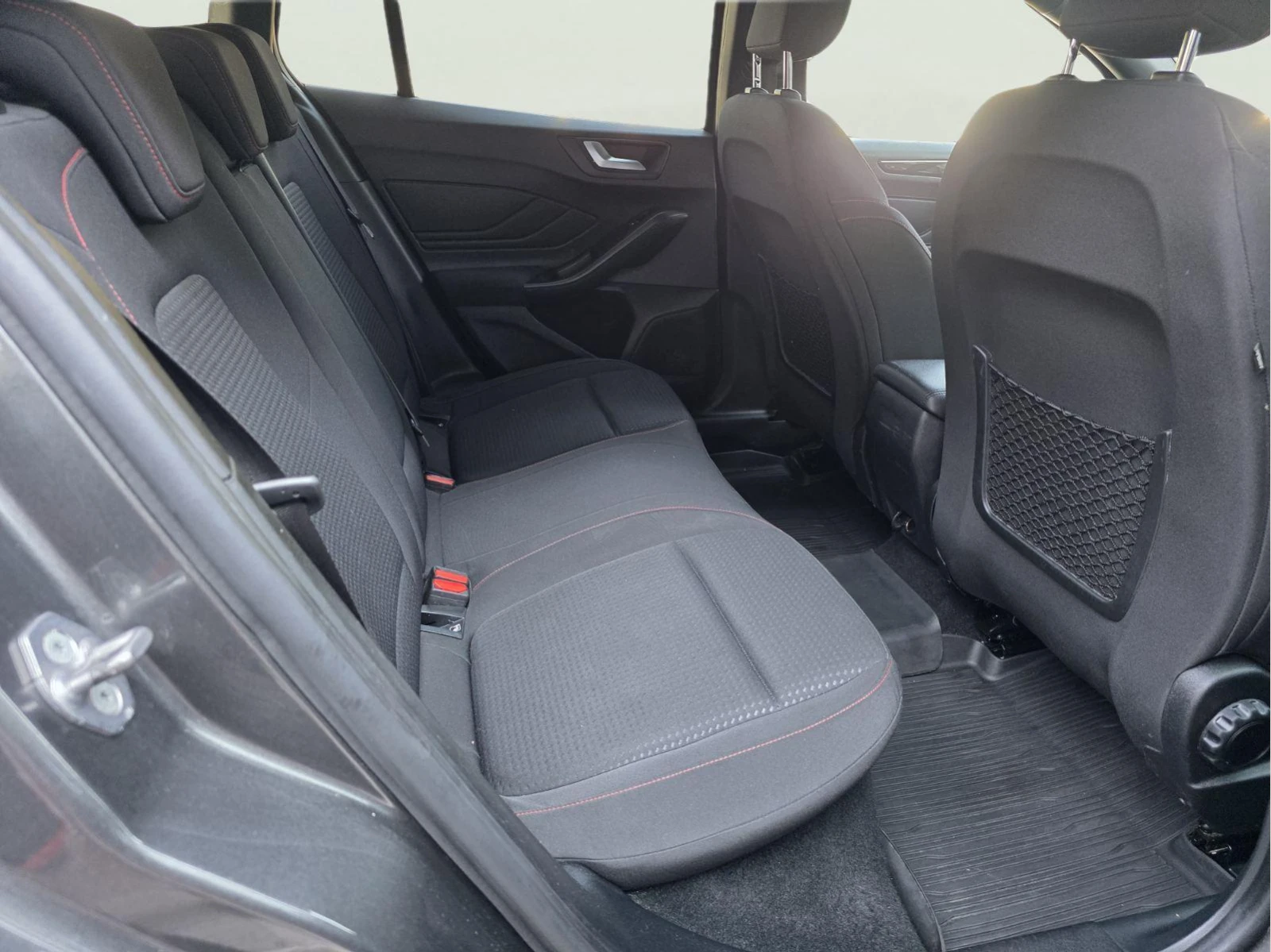 Ford Focus 1.0 Ecoboost, снимка 10 - Автомобили и джипове - 55619502