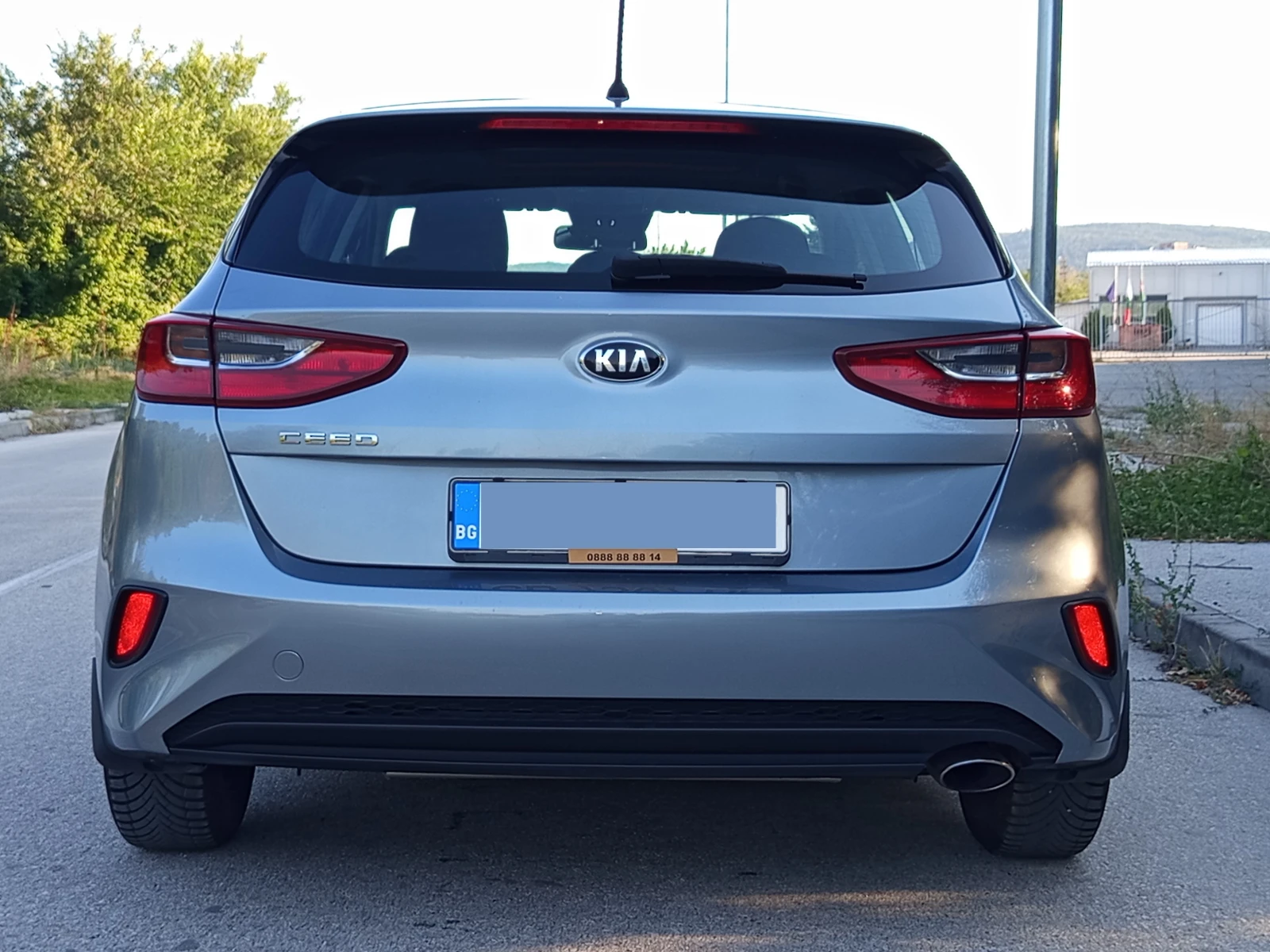 Kia Ceed 1.4/100кс.* * * , снимка 10 - Автомобили и джипове - 55652211
