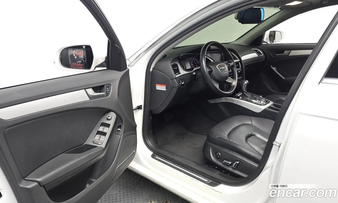 Audi A4 30 TDI B8, снимка 12 - Автомобили и джипове - 55676695