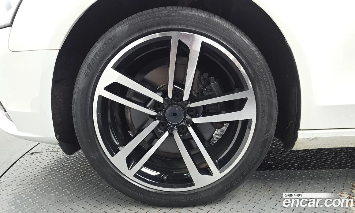 Audi A4 30 TDI B8, снимка 4 - Автомобили и джипове - 55676695