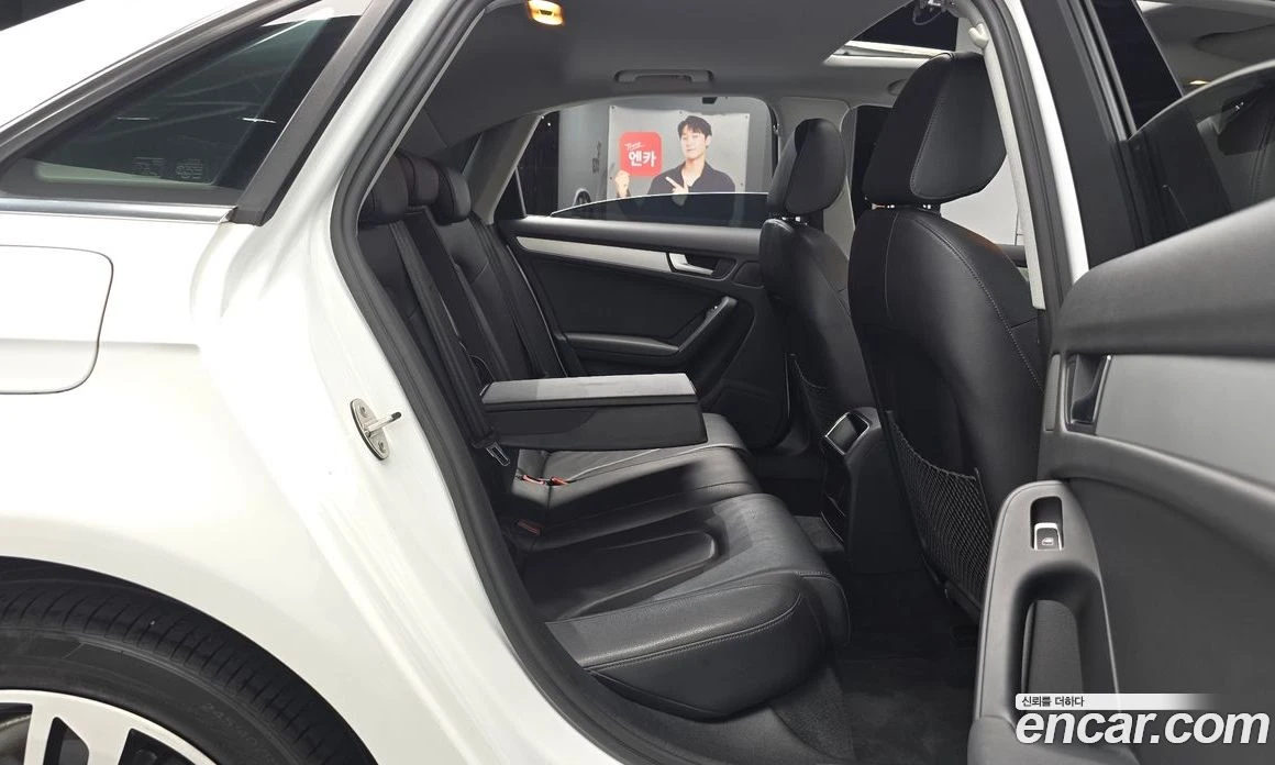 Audi A4 30 TDI B8, снимка 17 - Автомобили и джипове - 55676695