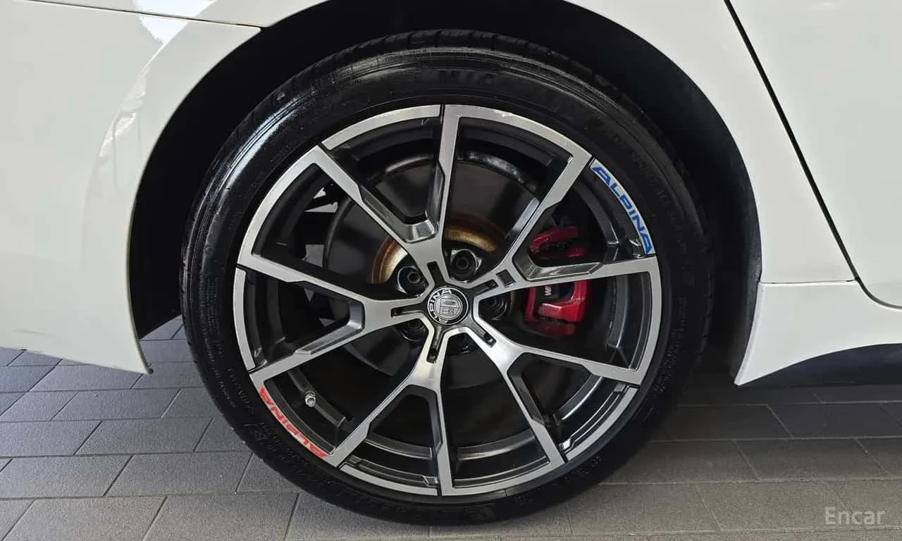 BMW 530 * 530i xDrive M Sport Package Plus * ЦЕНА ДО БГ, снимка 5 - Автомобили и джипове - 55737256
