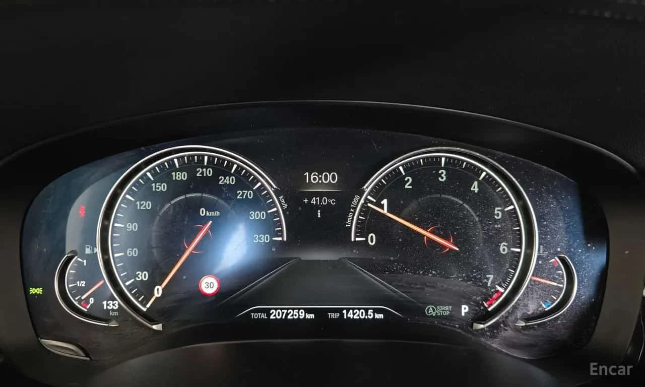 BMW 530 * 530i xDrive M Sport Package Plus * ЦЕНА ДО БГ, снимка 8 - Автомобили и джипове - 55737256