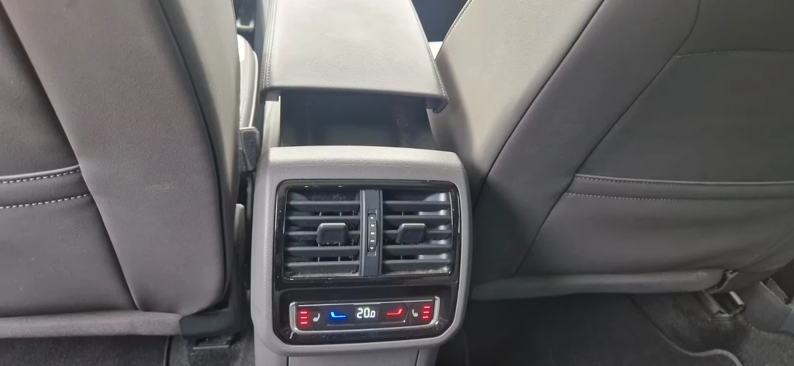 VW Arteon S. BRAKE/200HP/4x4/ELEGANCE/338h | Mobile.bg � ����������� 15