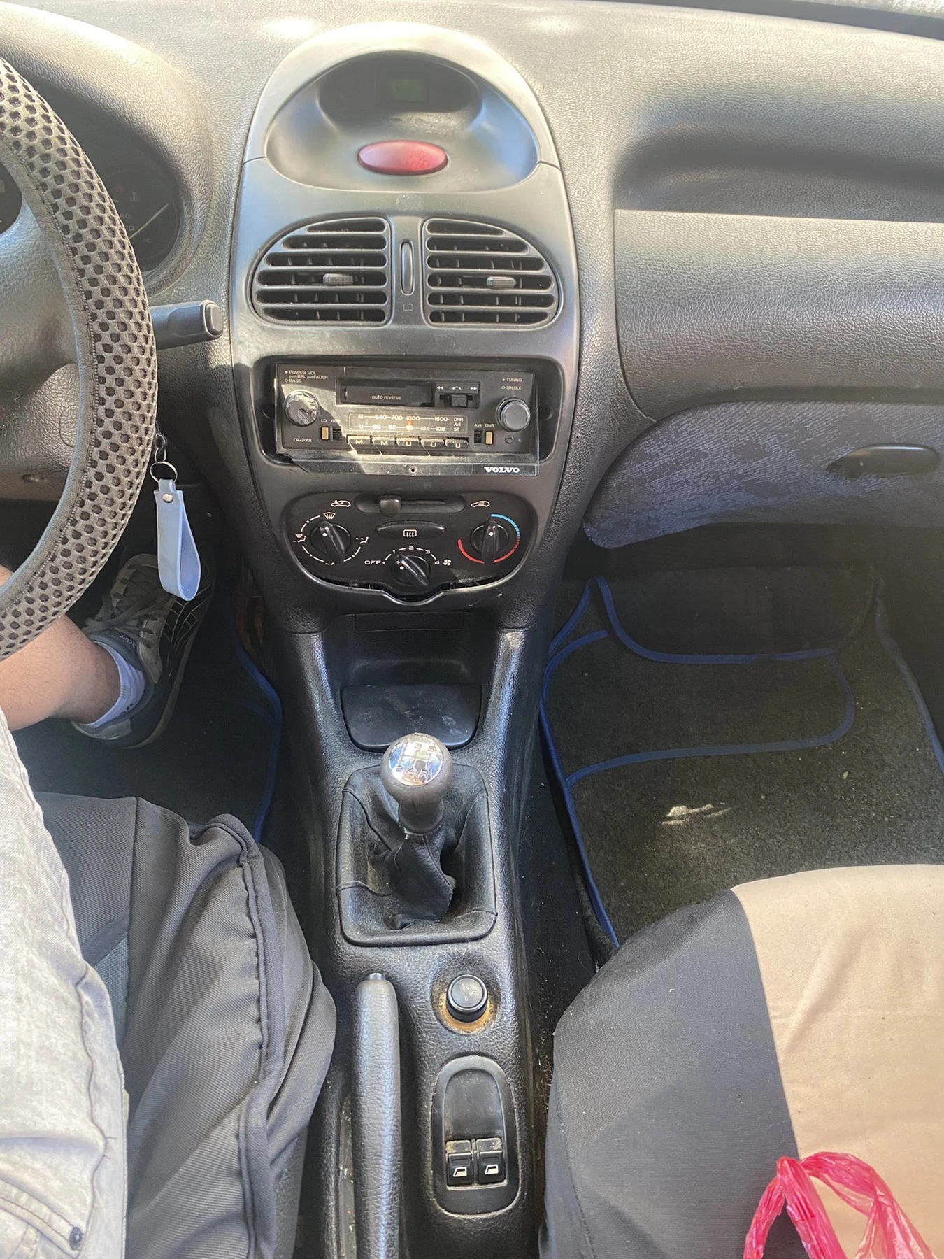 Peugeot 206, снимка 13 - Автомобили и джипове - 56042453