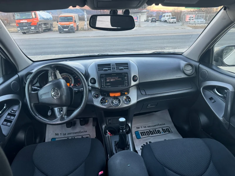 Toyota Rav4 d4d, снимка 8 - Автомобили и джипове - 48080219