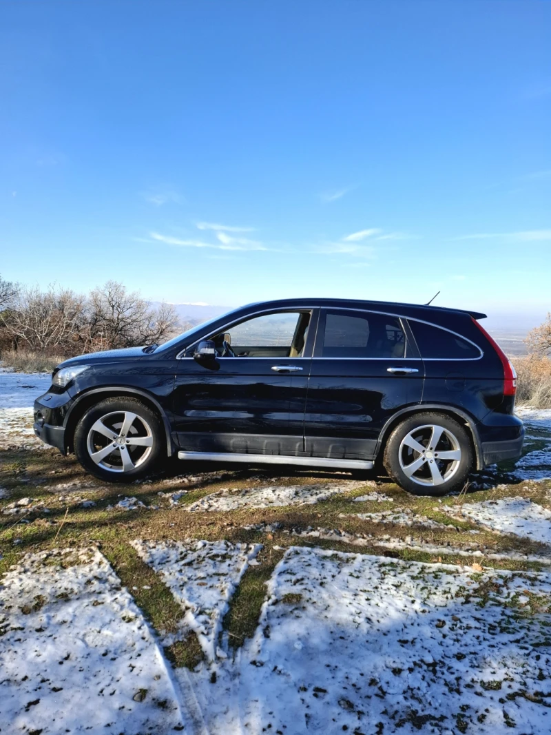 Honda Cr-v, снимка 2 - Автомобили и джипове - 48432857