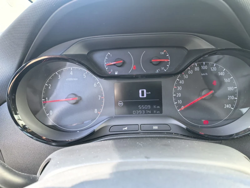 Opel Crossland X, снимка 5 - Автомобили и джипове - 52503266