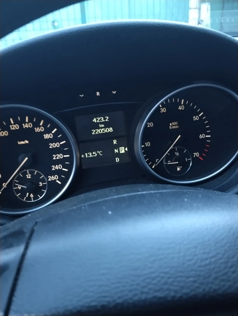 Mercedes-Benz ML 500, снимка 10 - Автомобили и джипове - 52021036