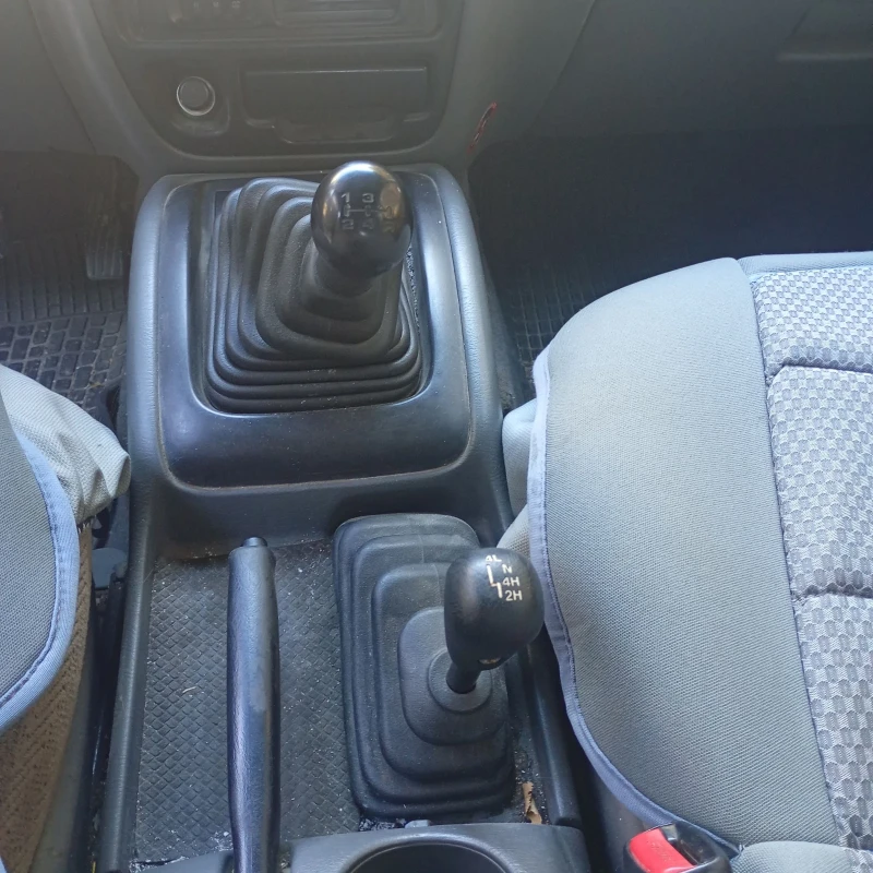 Suzuki Grand vitara Гранд Витара , снимка 4 - Автомобили и джипове - 52522895