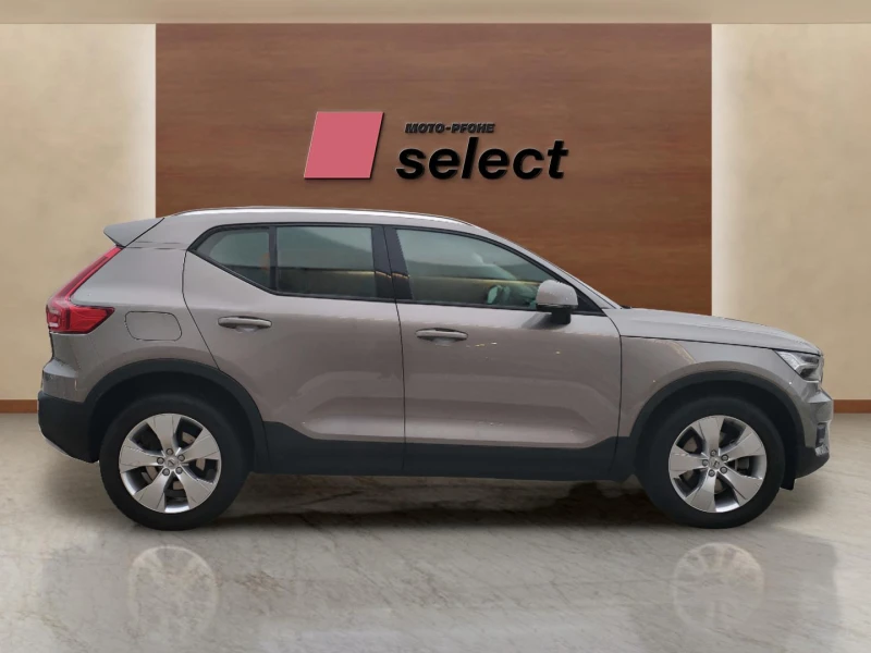 Volvo XC40 B4, снимка 4 - Автомобили и джипове - 52888322