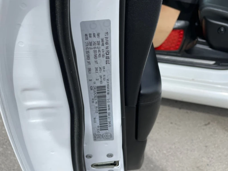 Dodge Durango GT AWD * 8ZF* FULL LED* ВИДЕО НА МОТОРА* , снимка 15 - Автомобили и джипове - 53370965