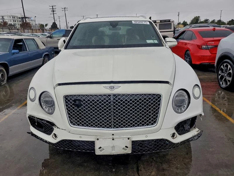 Bentley Bentayga 6.0L 12 All wheel drive, снимка 9 - Автомобили и джипове - 52939868