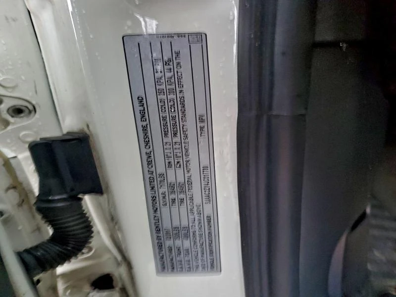 Bentley Bentayga 6.0L 12 All wheel drive, снимка 6 - Автомобили и джипове - 52939868