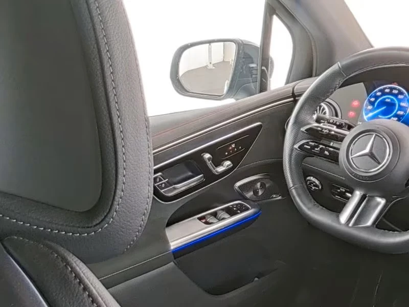 Mercedes-Benz EQE 350 AMG-Line/Night/HYPERSCREEN, снимка 6 - Автомобили и джипове - 54106672