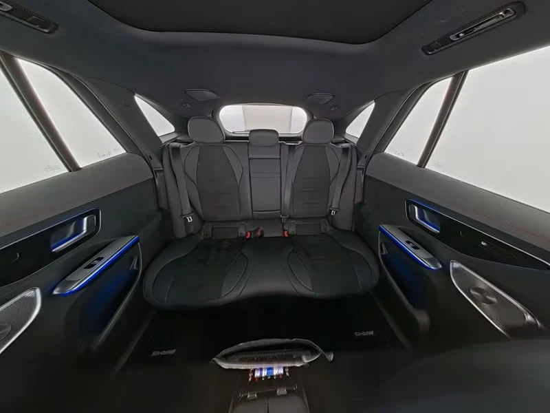 Mercedes-Benz EQE 350 AMG-Line/Night/HYPERSCREEN, снимка 9 - Автомобили и джипове - 54106672
