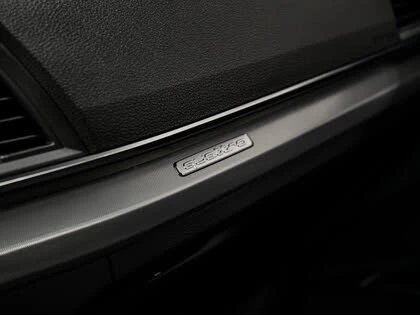 Audi Q5 * AвтоКредит * (ЦЕНА ДО БГ), снимка 15 - Автомобили и джипове - 54455831