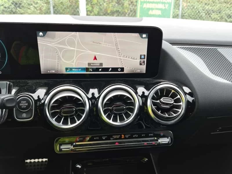 Mercedes-Benz GLA * GLA250 4MATIC * CARFAX *  | Mobile.bg � ����������� 9