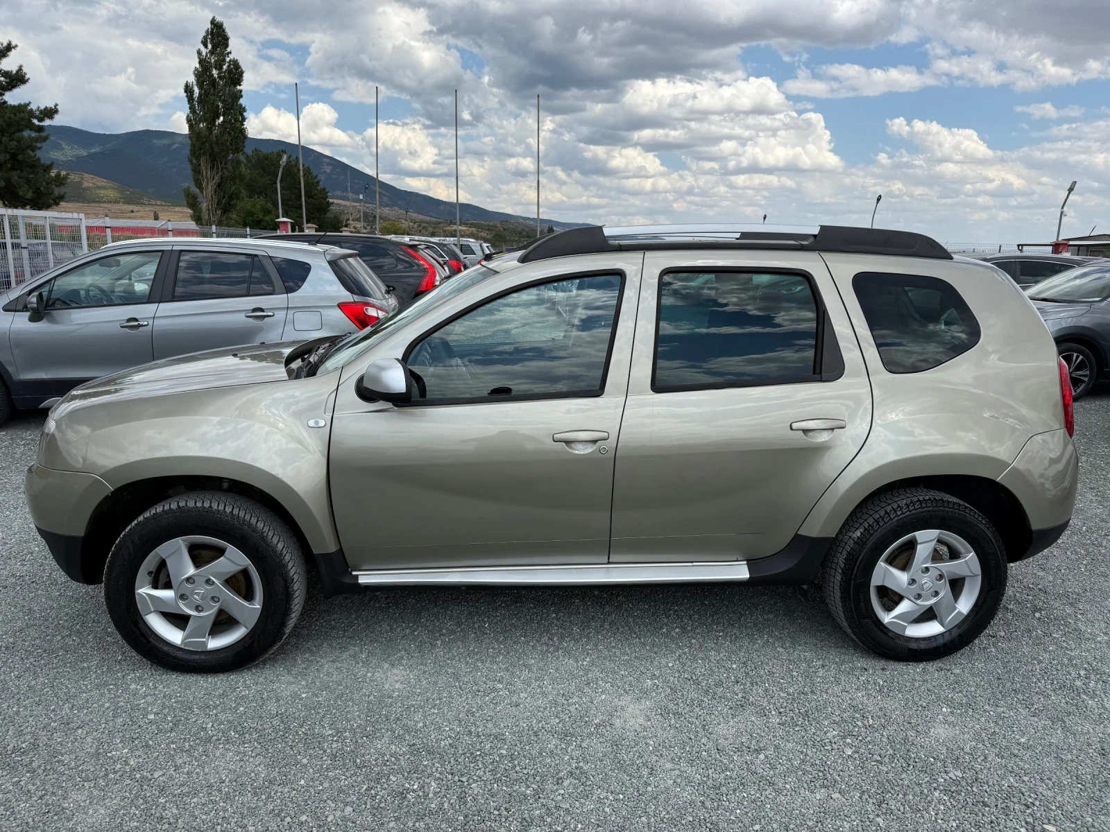 Dacia Duster (KATO НОВА)^(4x4) - изображение 10