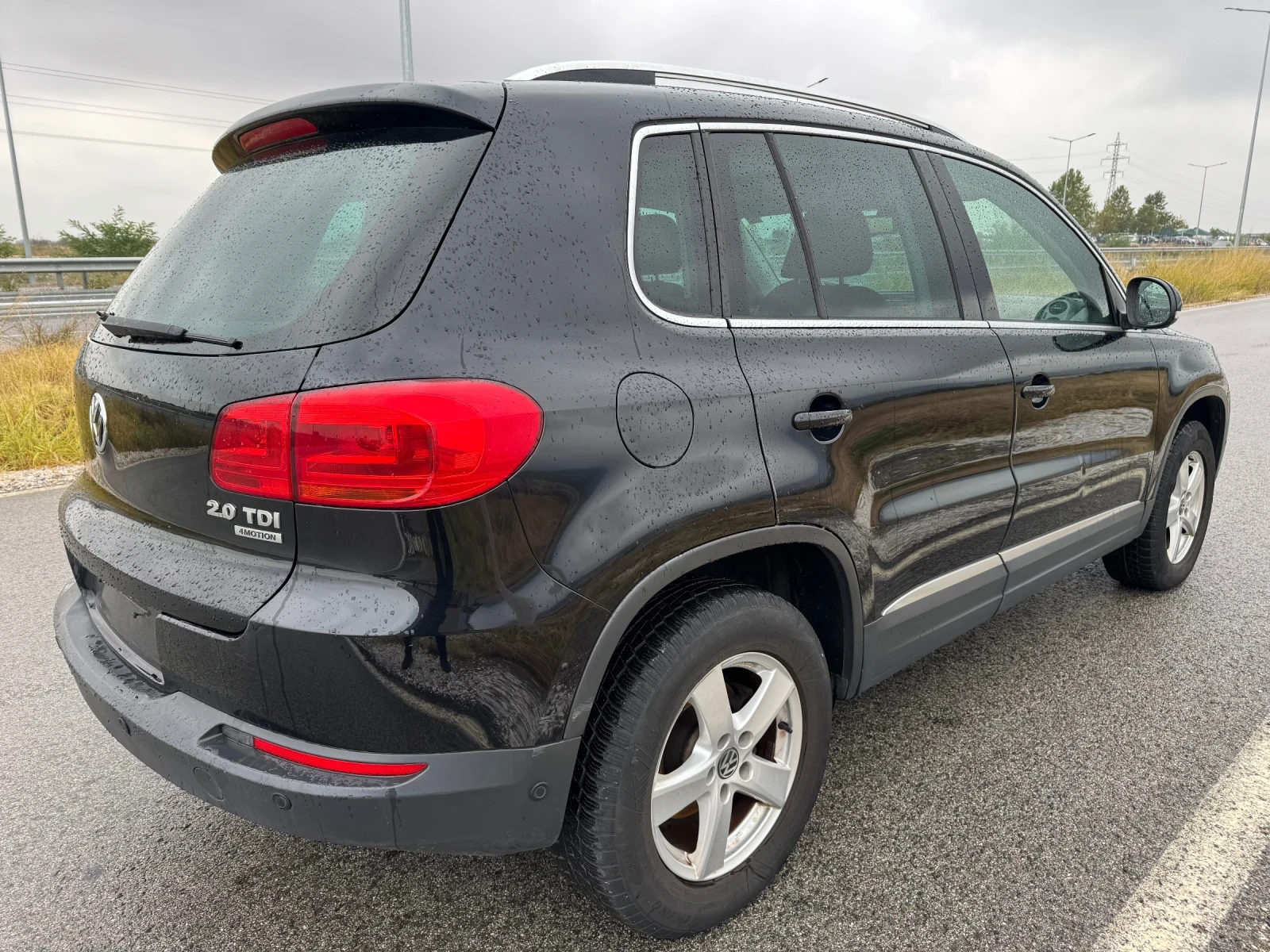 VW Tiguan 2.0 TDI / 4MOTION / LED / HIGHLINE 170 000km !!! | Mobile.bg — изображение 8