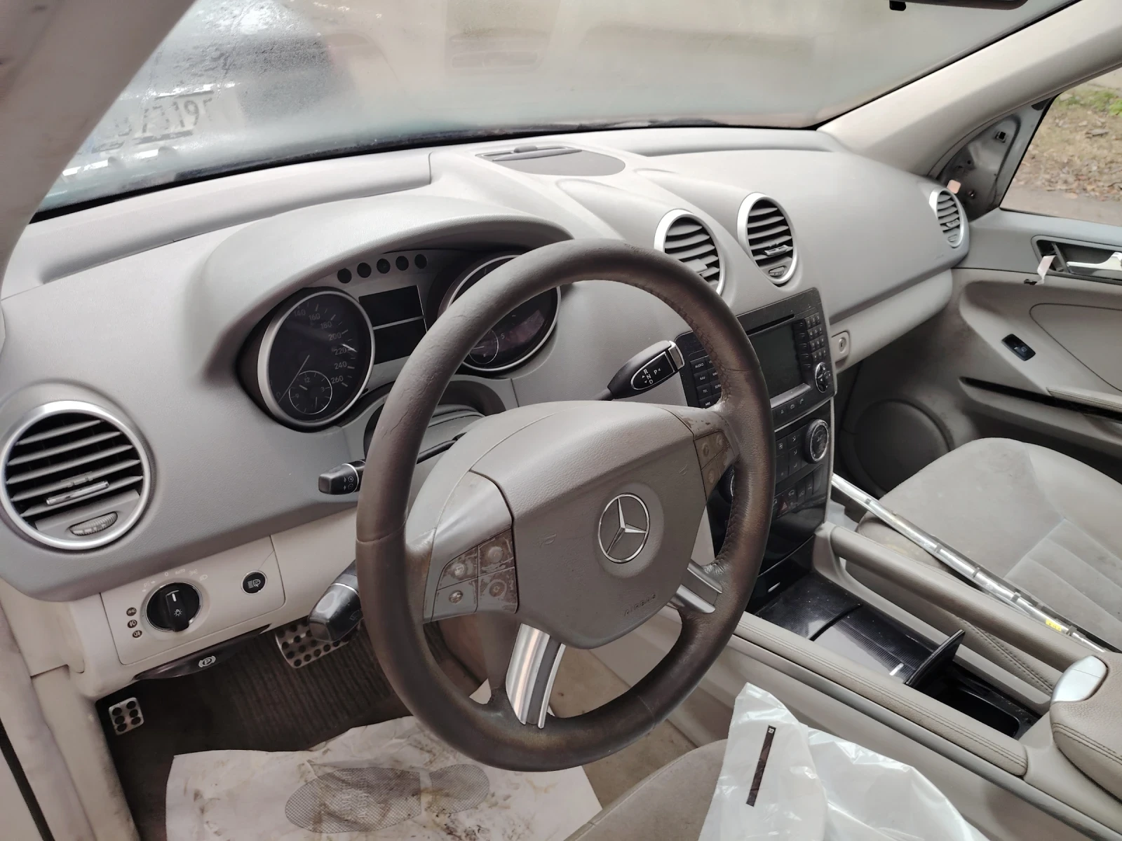 Mercedes-Benz ML 320  - изображение 6