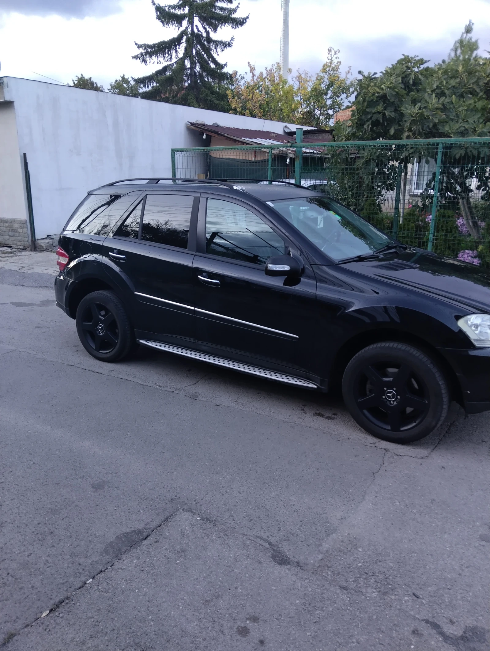 Mercedes-Benz ML 500  - изображение 2