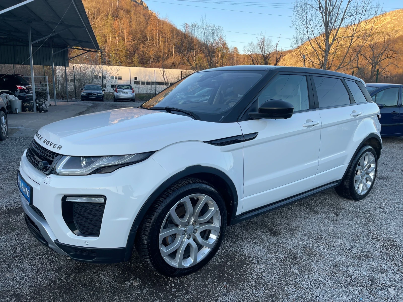 Land Rover Range Rover Evoque 2.0-HEAD UP-LED-NAVI-CAMERA-ПОДГРЕВИ - изображение 3