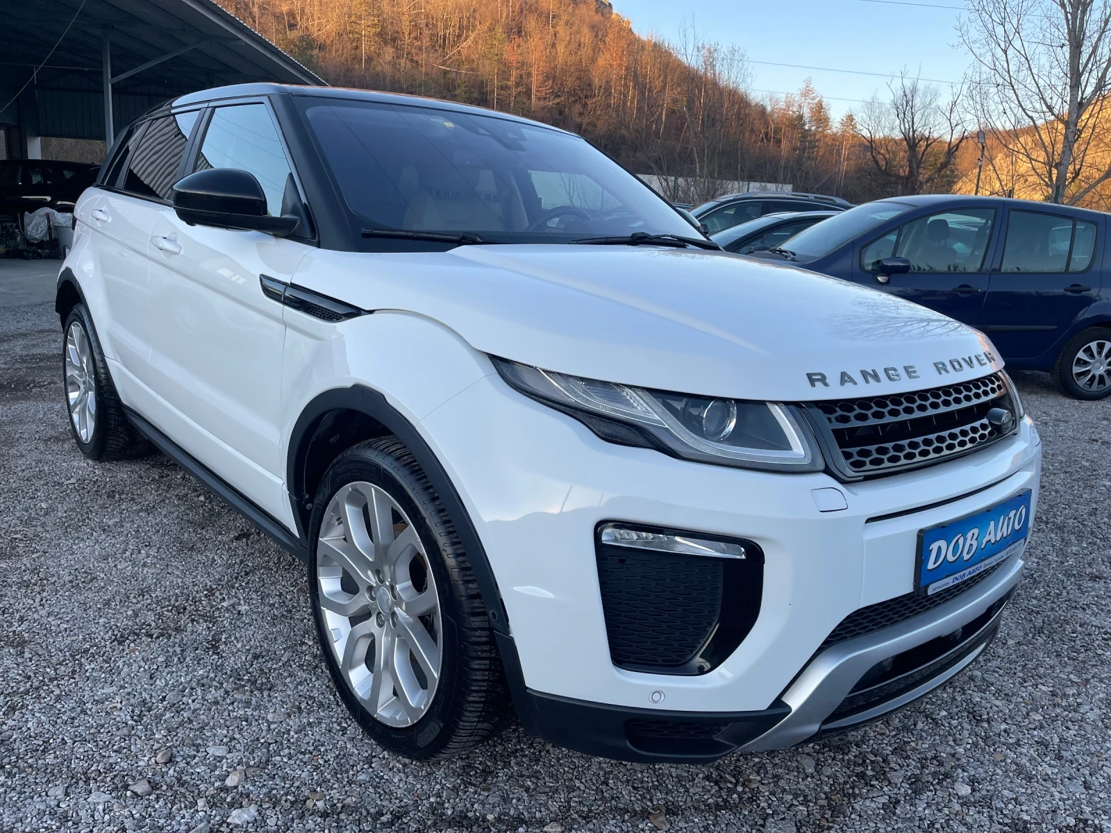 Land Rover Range Rover Evoque 2.0-HEAD UP-LED-NAVI-CAMERA-ПОДГРЕВИ - изображение 8