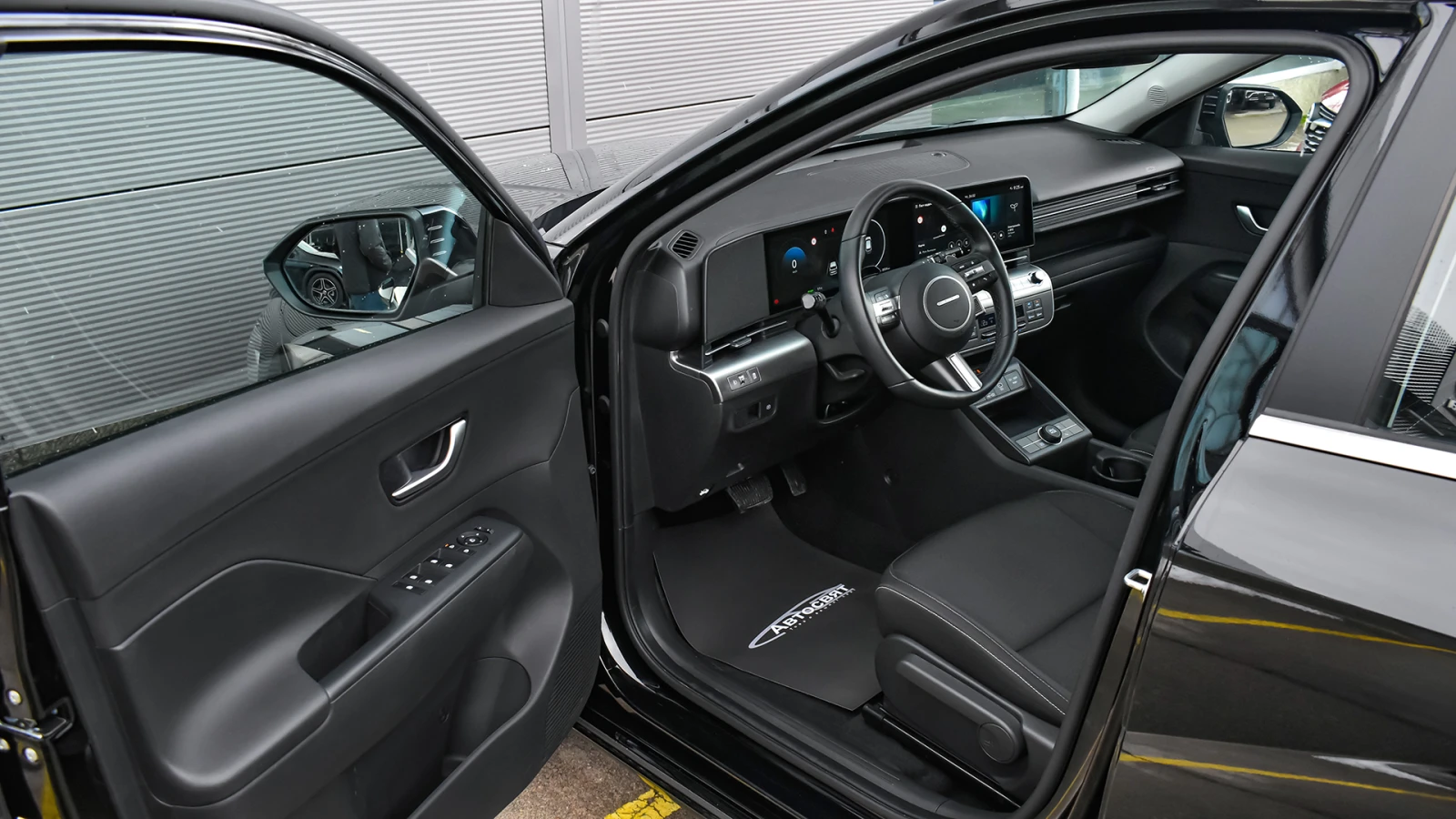 Hyundai Kona II Electric 65.4 kWh Intuitive - изображение 8