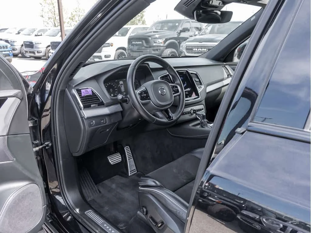 Volvo Xc90 T6 AWD R Design 7 Seat/CARFAX/PANO/, снимка 6 - Автомобили и джипове - 53946594