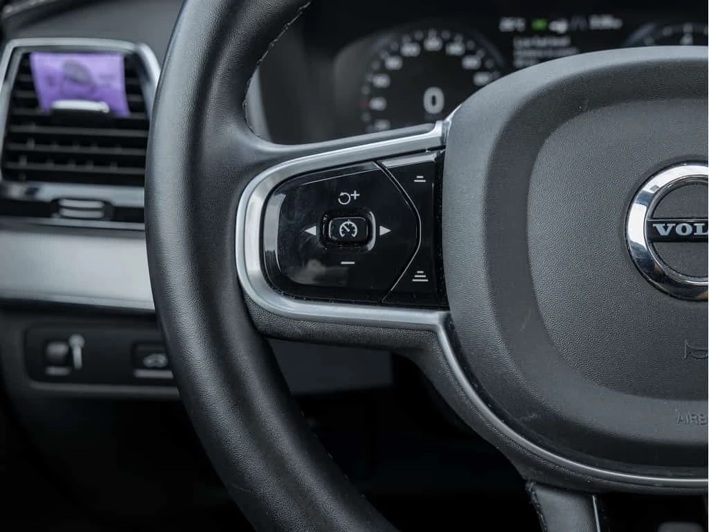 Volvo Xc90 T6 AWD R Design 7 Seat/CARFAX/PANO/, снимка 8 - Автомобили и джипове - 53946594