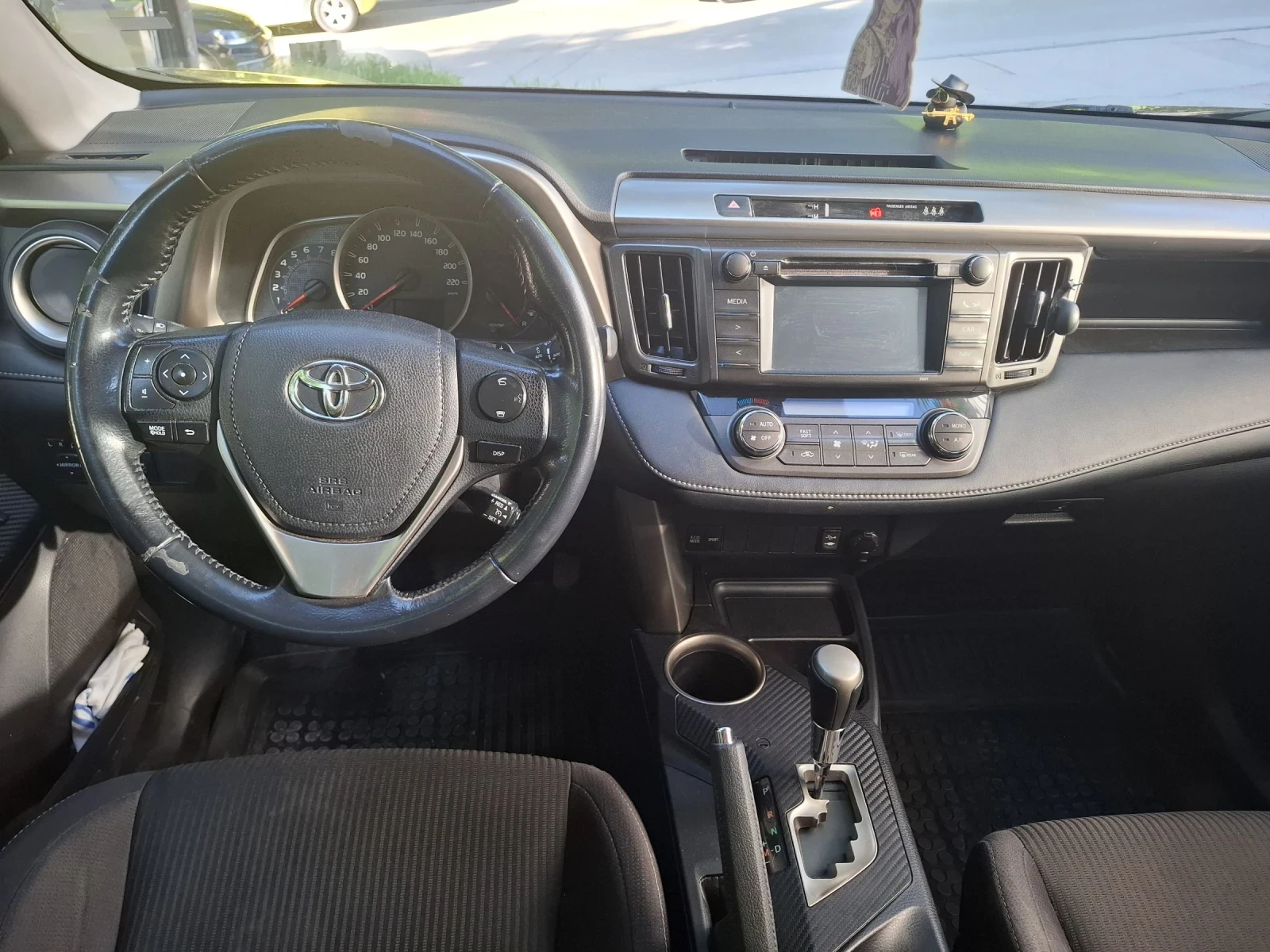 Toyota Rav4, снимка 4 - Автомобили и джипове - 54692637