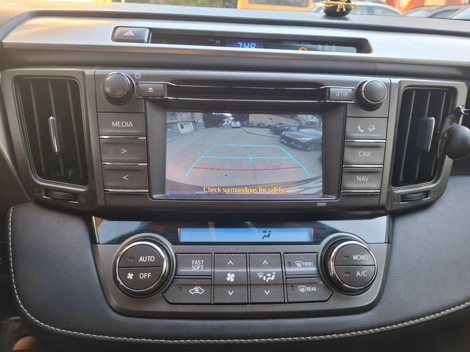 Toyota Rav4, снимка 6 - Автомобили и джипове - 54692637