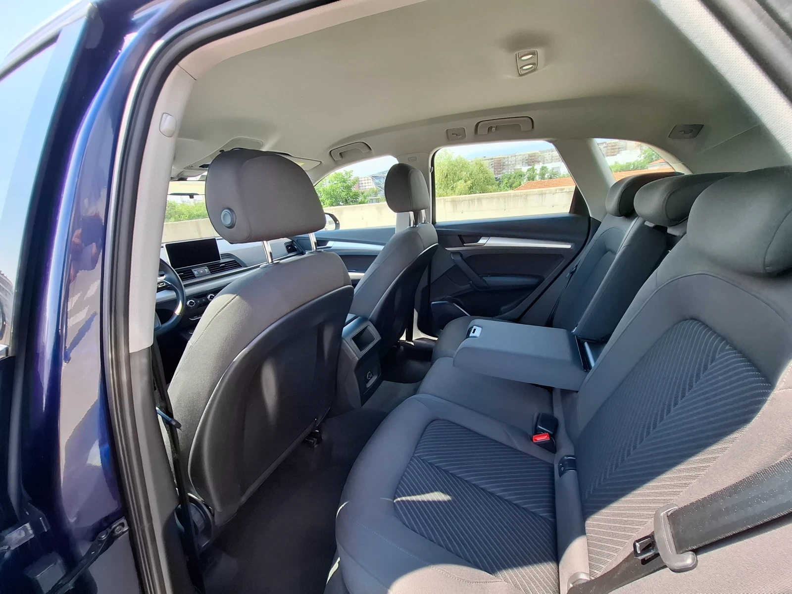 Audi Q5, снимка 9 - Автомобили и джипове - 55009502