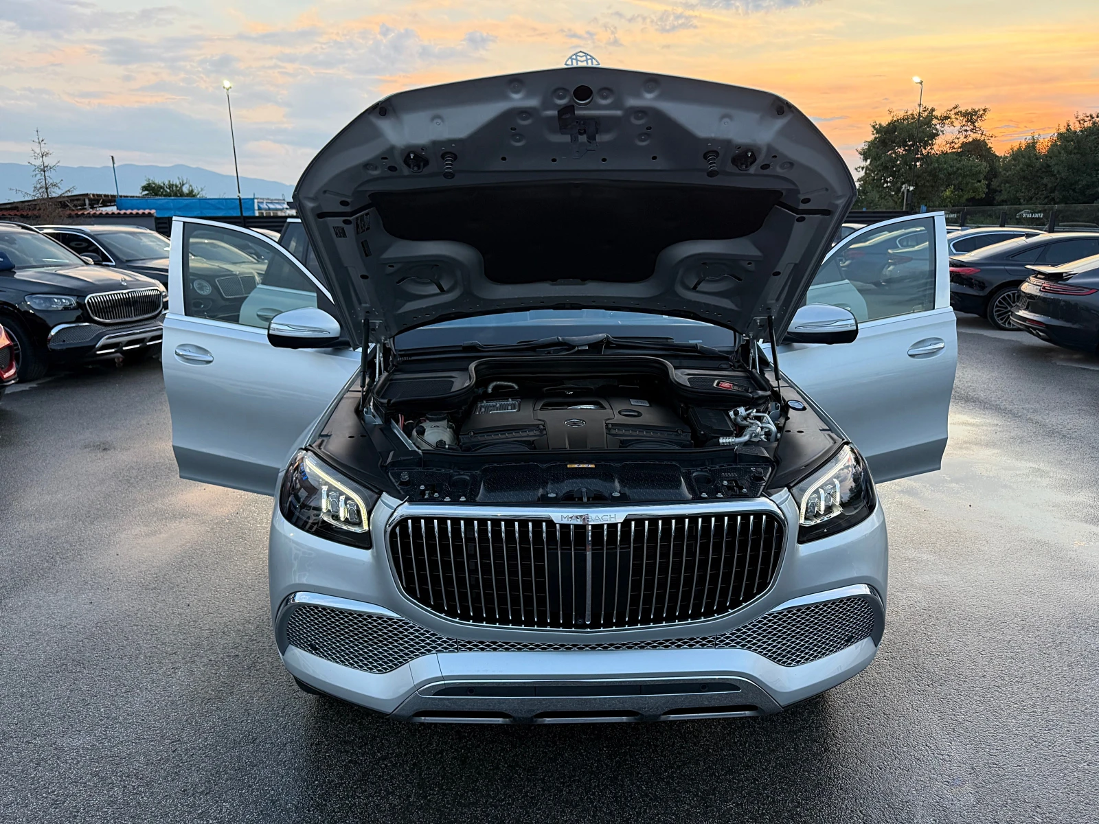 Mercedes-Benz GLS 600 MAYBACH-3D BURMESTER-VAKUM-DISTRONIK-ALKANTAR-FULL, снимка 16 - Автомобили и джипове - 55320463