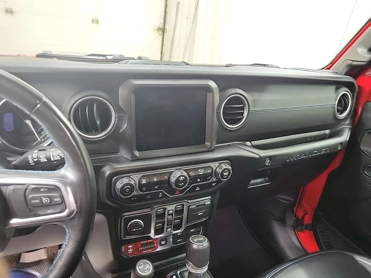Jeep Wrangler  UNLIMITED RUBICON / ПОДГРЕВ / НАВИГАЦИЯ / 2 КЛЮЧА, снимка 10 - Автомобили и джипове - 55472119