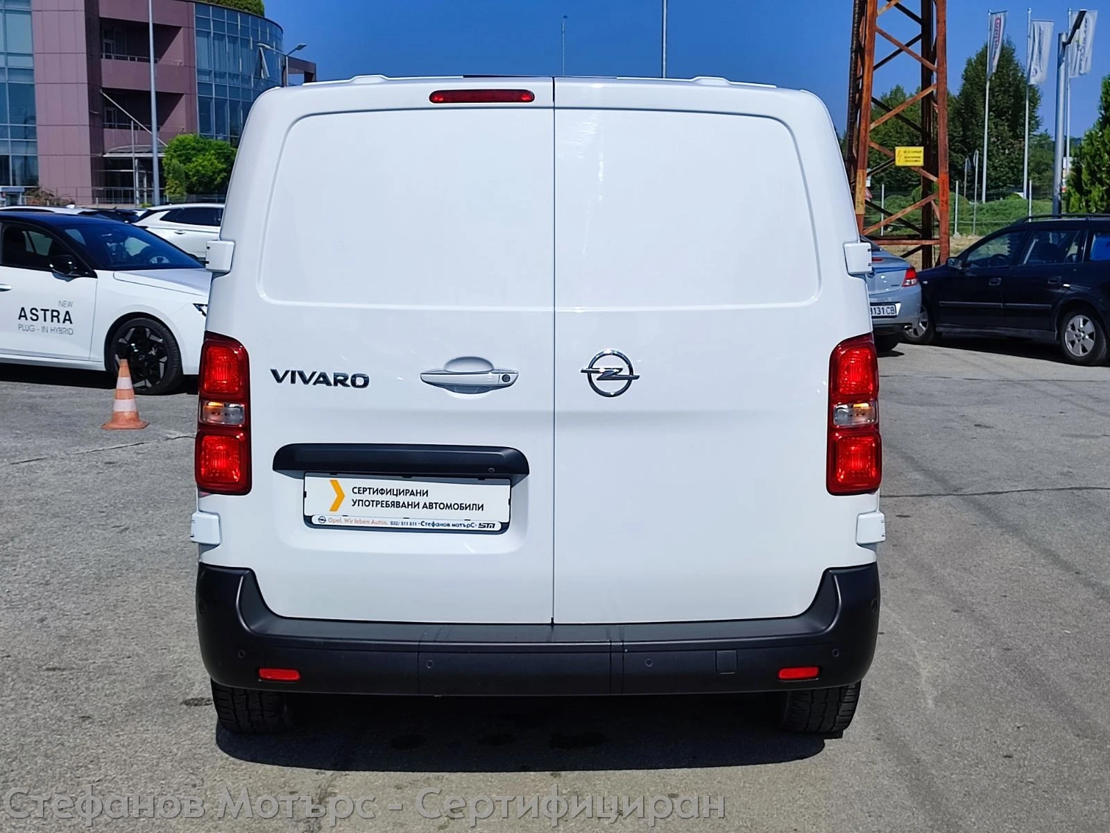 Opel Vivaro Cargo M Edition 1.5D (102HP) MT6 - изображение 7