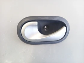 Дръжка врата предна лява вътрешна Рено Клио (з)