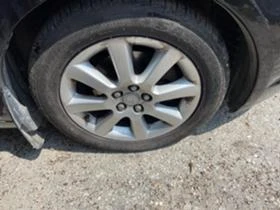 Toyota Avensis 1.8 vvt-i 129к.с 2004г НА ЧАСТИ, снимка 7