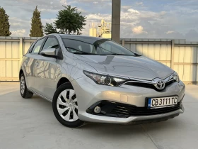 Toyota Auris 1.2T MT, снимка 7