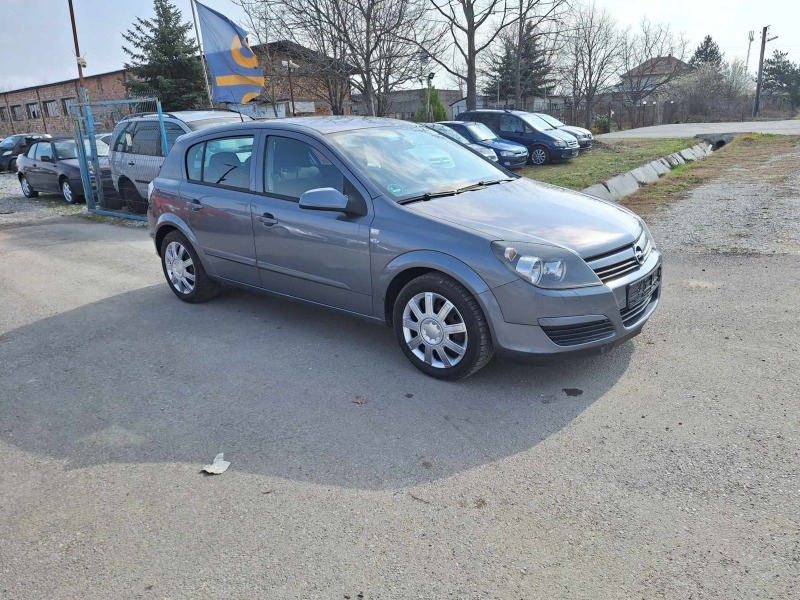 Opel Astra 1.7 CDTI, снимка 1 - Автомобили и джипове - 46384092