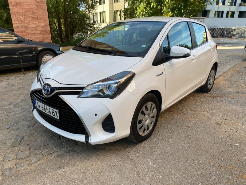 Toyota Yaris 1.5 hybrid, снимка 5 - Автомобили и джипове - 47312118