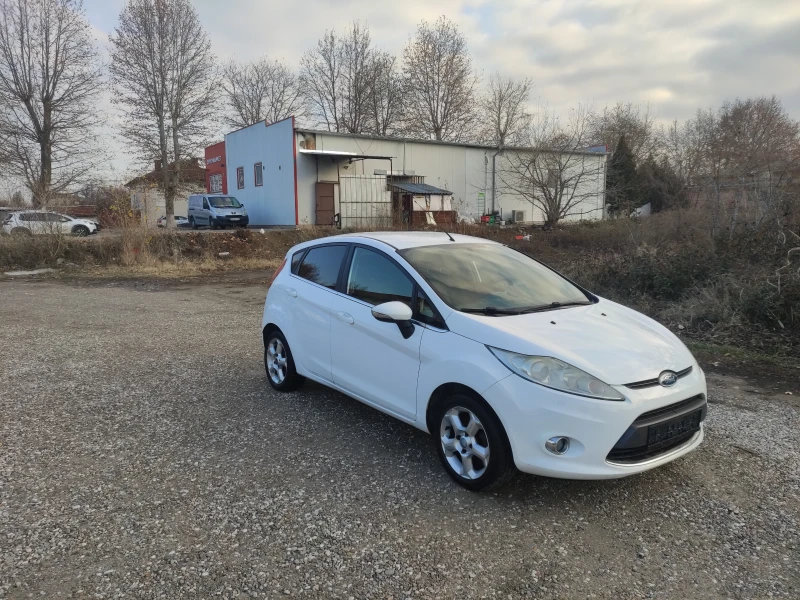 Ford Fiesta 1.4 Отличен-газ  инжекция, снимка 1 - Автомобили и джипове - 48341743